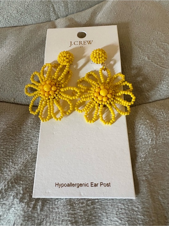 J. Crew Jewelry - J. Crew Sunburst Yellow Beaded Flower Earrings